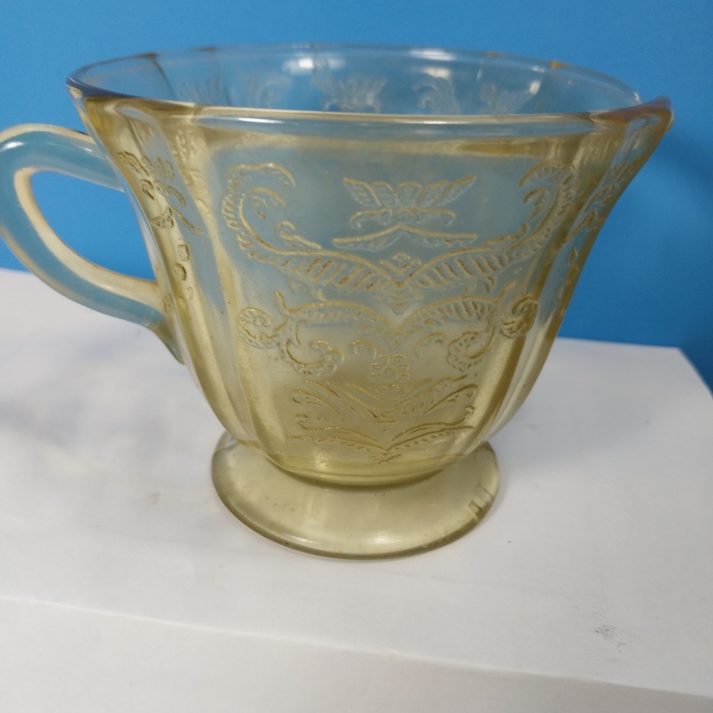 Vintage Depression Yellow Federal glass